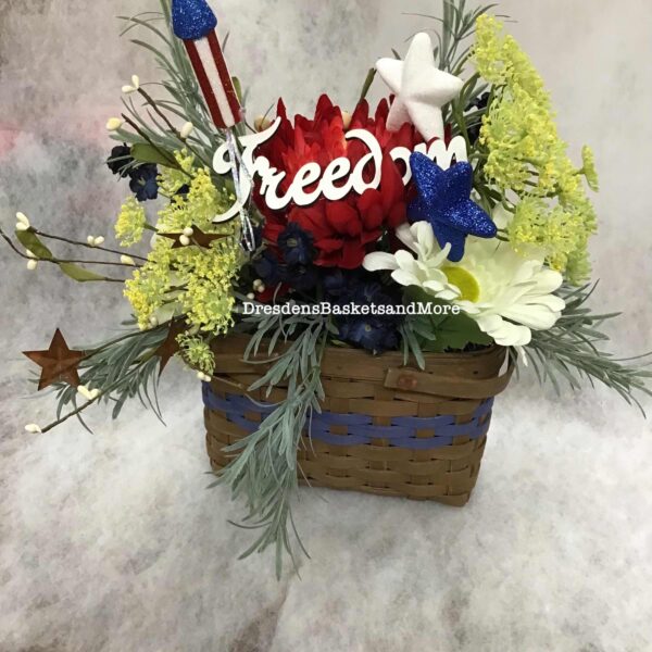 Floral Insert For The 2025 America's Basket Festival Basket #106