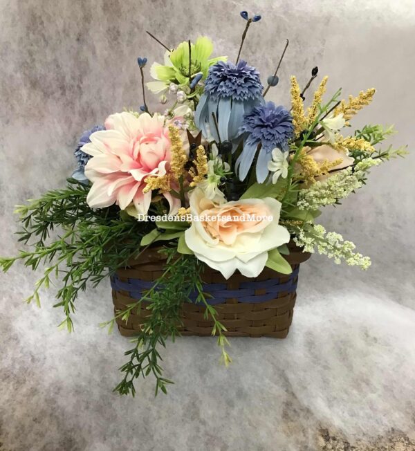 Floral Insert For The 2025 America's Basket Festival Basket #108