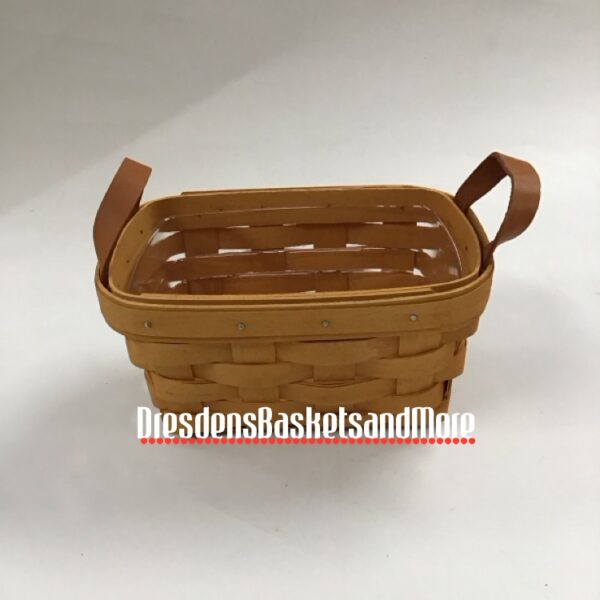 Longaberger 2002 Tea Basket w/ Protector