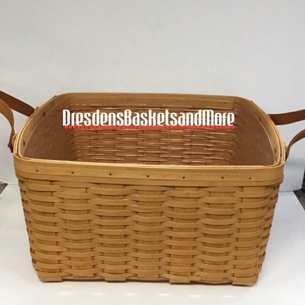 Longaberger 2001 Medium Wash Day Basket w/ Protector