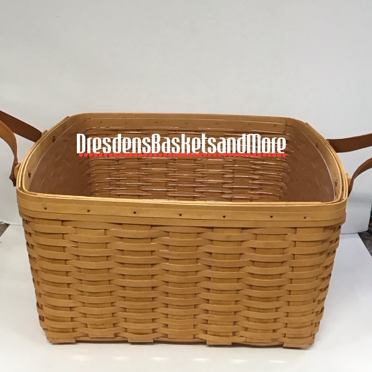 Longaberger 2001 Medium Wash Day Basket w/ Protector