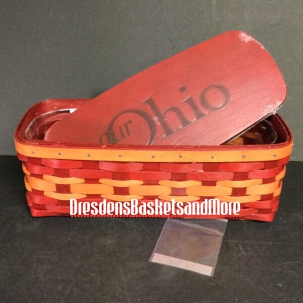 American Celebrations Longaberger Small Picnic Basket Dresden's