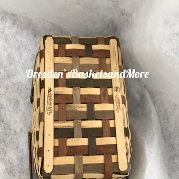 American Craft Traditions Medium Market 25th Longaberger Bee Basket w/Protector