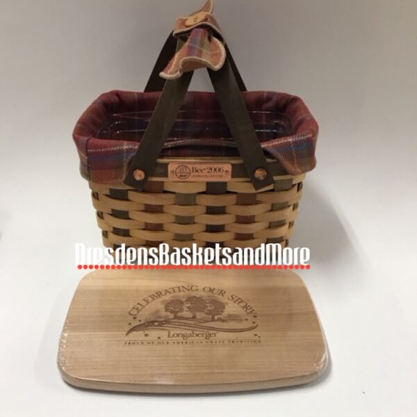 Longaberger 2006 Bee Basket w/ Protector, Liner, Handle Tie & Lid SIGNED