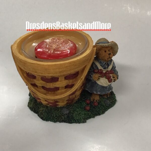 Boyd’s Apple Basket Resin Votive Holder