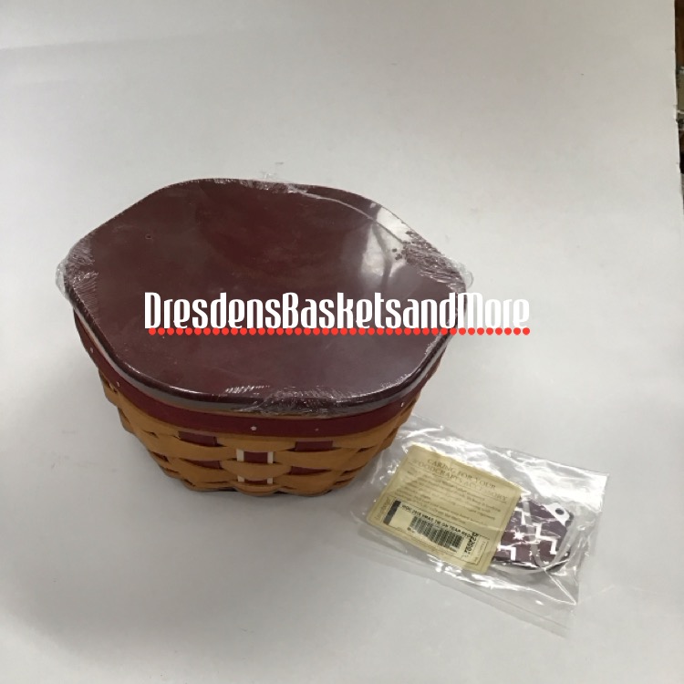 Longaberger 2016 Christmas 8” Generations Basket w/ Protector, Tie On & Lid