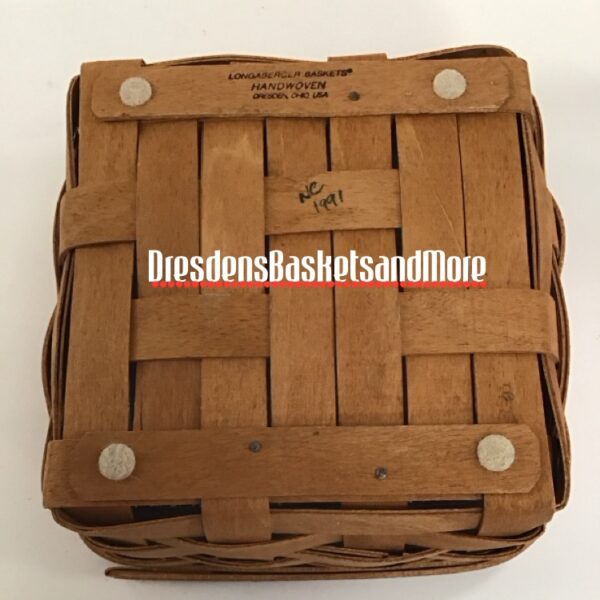 Longaberger 1991 Medium Berry Basket w/ Protector