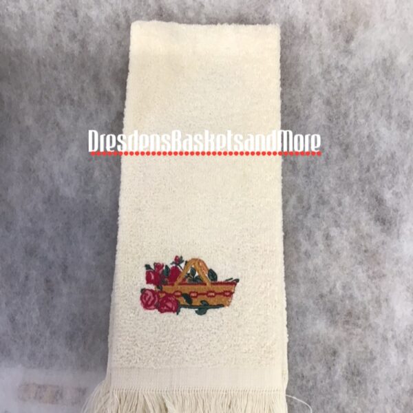 Fingertip Rose Towel
