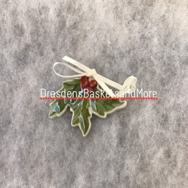 Longaberger Mistletoe Tie-On