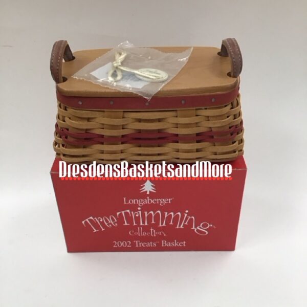 Longaberger 2002 Treats Tree Trimming Red Basket w/ Protector, Tie On & Lid NIB