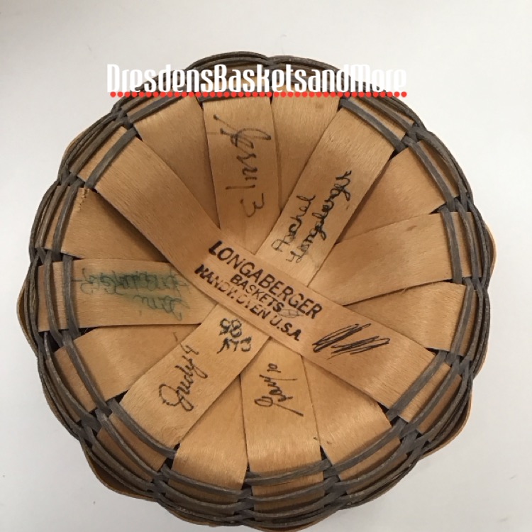 Longaberger 1985 Small Fruit w/ Protector SIGNED***