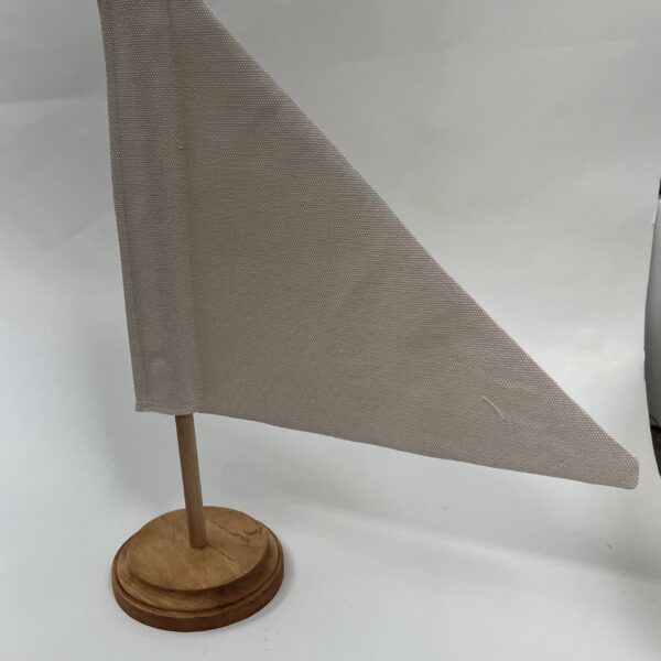 Sail With Stand Flax