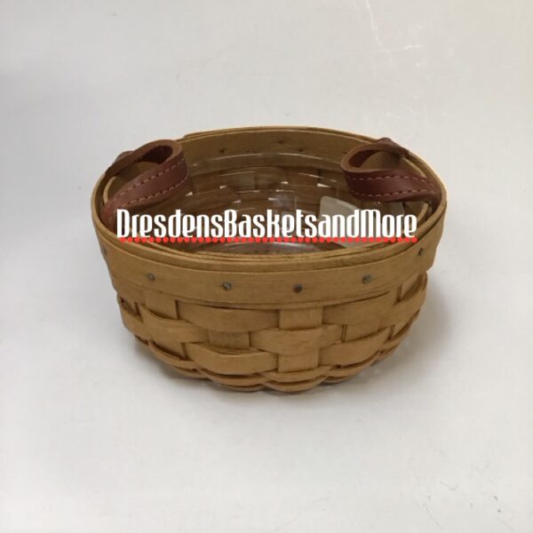 Longaberger 2004 Saffron Basket w/ Protector