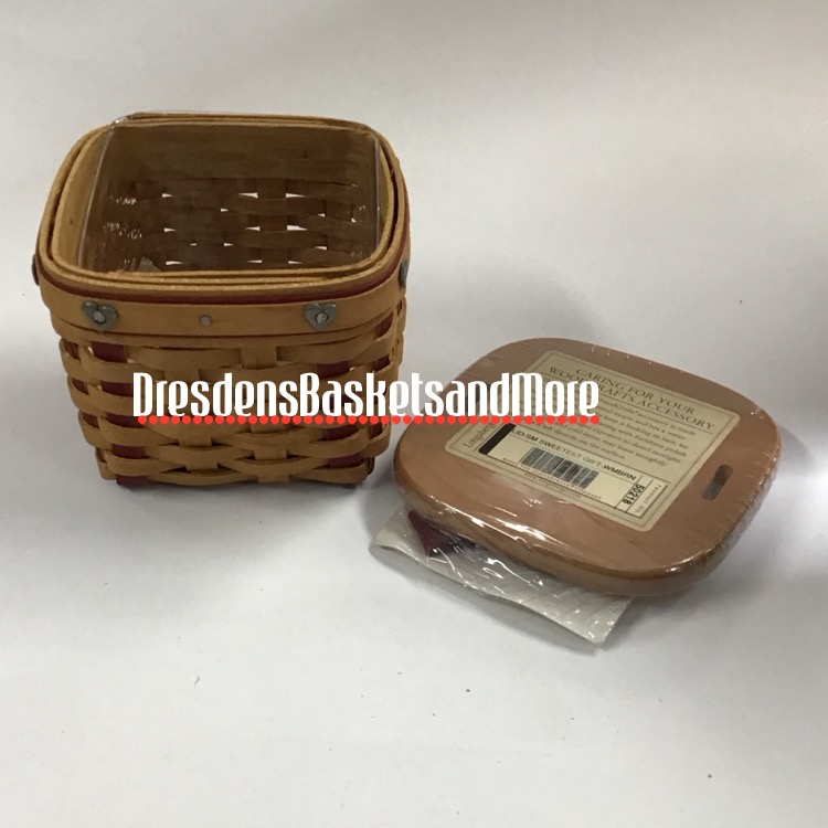 Longaberger 2002 Sweetest Gift Small Basket w/ Protector & Woodcrafts Lid